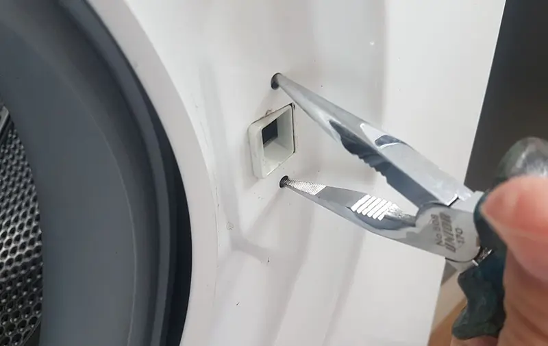 باز کردن قفل درب ماشین لباسشویی